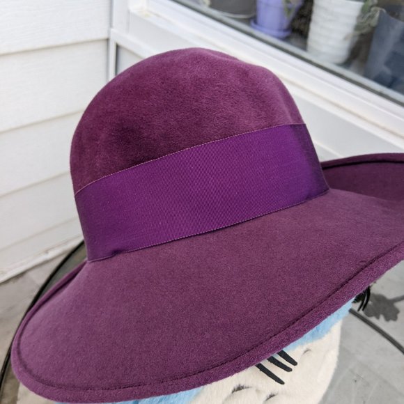 NWT Vintage Longchamp Violet Fur Felt Hat